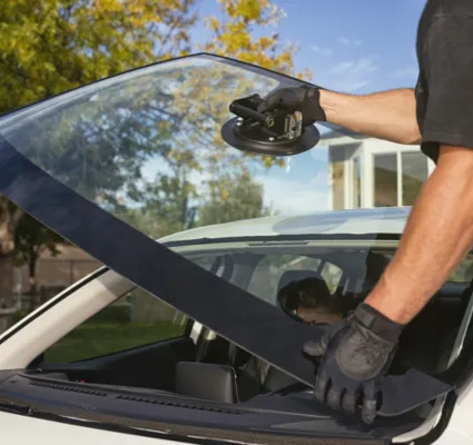 Auto Glass Repair in Dubai